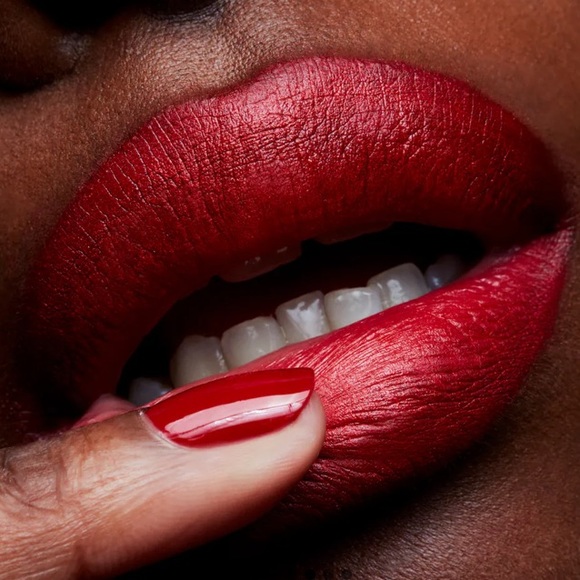 MAC MATTE LIPSTICK                              MANGROVE (639)Hot Bright… - Picture 3 of 5